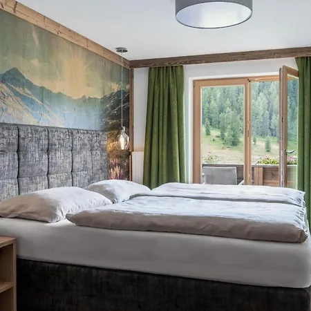 Gasthof Berggasthaus Höllensteinhütte 3*