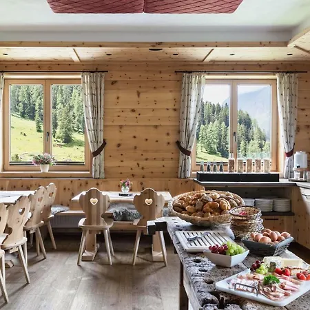 Herberg Berggasthaus Hoellensteinhuette