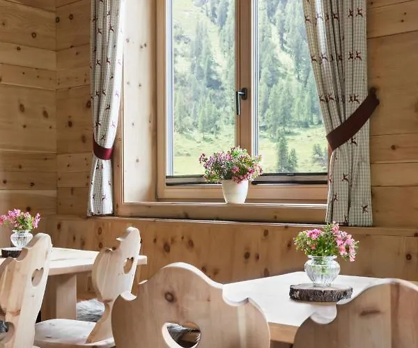 イン Berggasthaus Hoellensteinhuette トゥクス