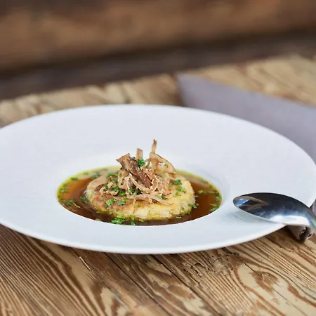 Berggasthaus Hoellensteinhuette 턱스