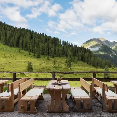 Berggasthaus Hoellensteinhuette Locanda Tux