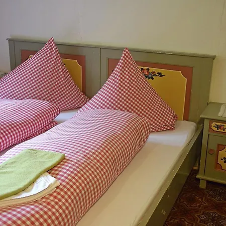 Berggasthaus Hollensteinhutte بيت ريفي تكس