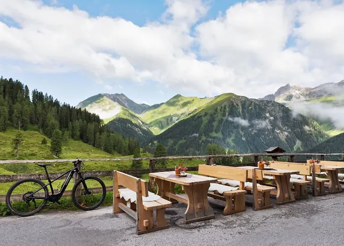 Berggasthaus Hoellensteinhuette Värdshus